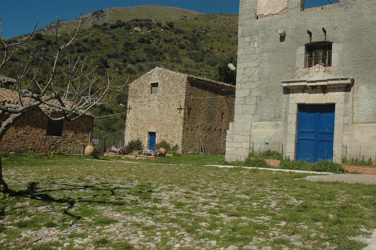 مبيت وإفطار Scillato  La Ferula المظهر الخارجي الصورة